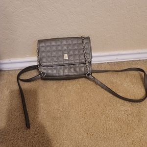 Small cross‎ body purse